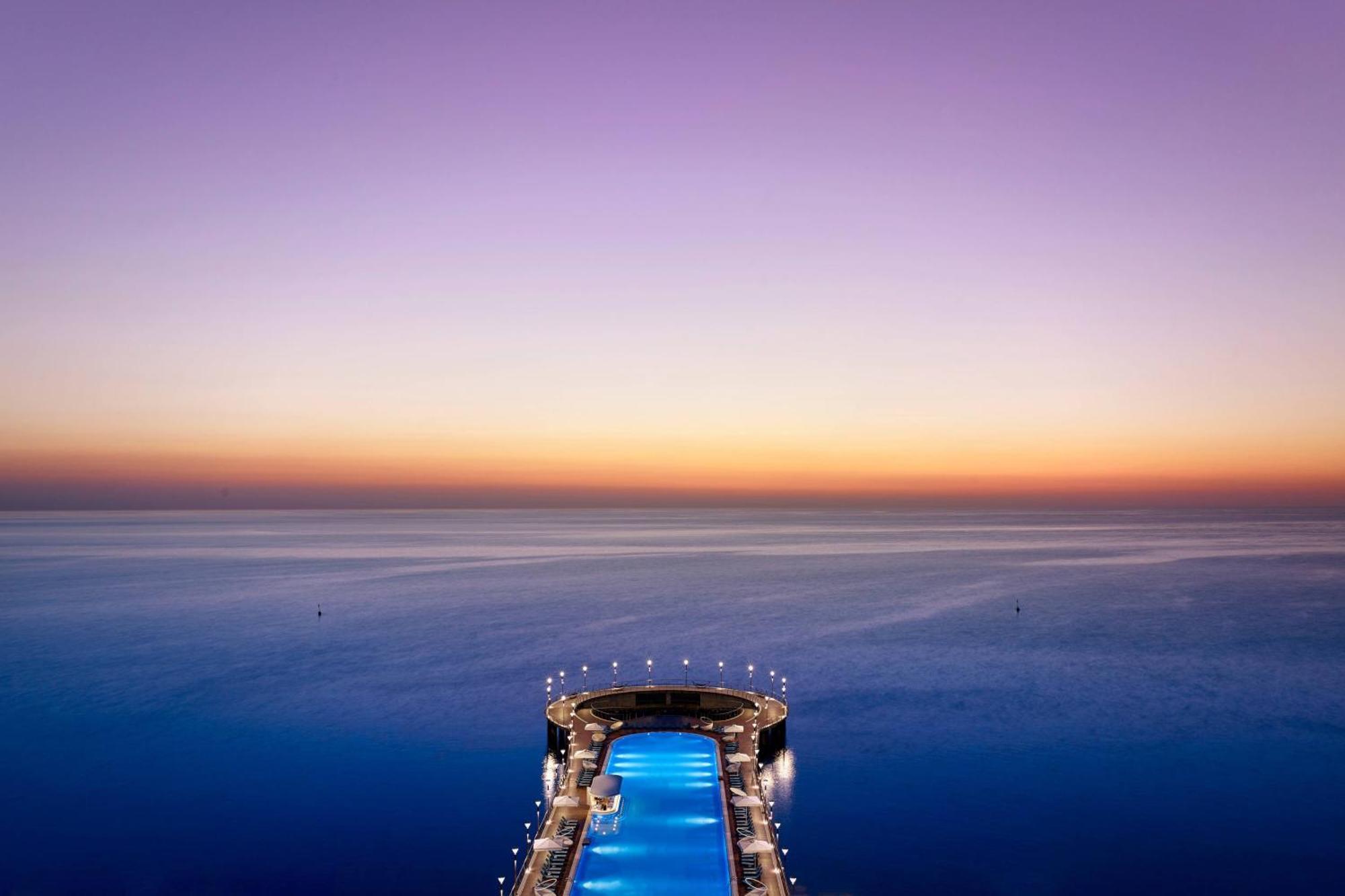 Paragraph Resort & Spa Shekvetili, Autograph Collection Bagian luar foto The pier at sunset
